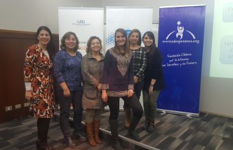 Alumni de Psicología dicta charla sobre suicidio adolescente durante Semana Sello en Concepción